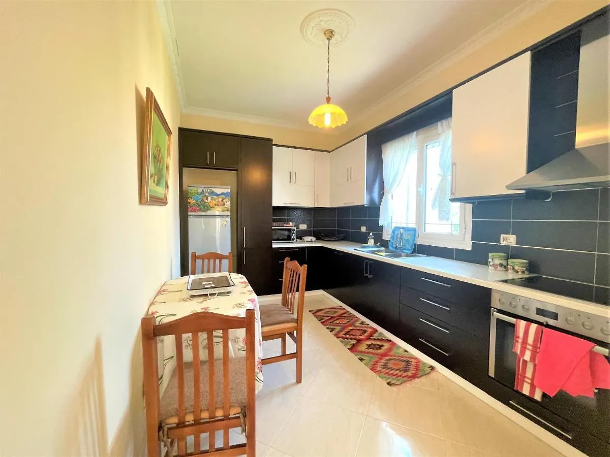 Apartamento Villa Iremia Family Holidays Vlorë Albania