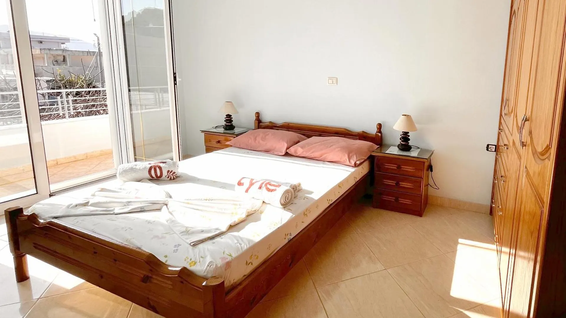 Villa Iremia Family Holidays Vlorë Albania